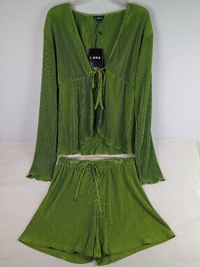 NWT J.NNA Womens L Olive Green Accordion Pleated Satin Long Sleeve Top Short Set